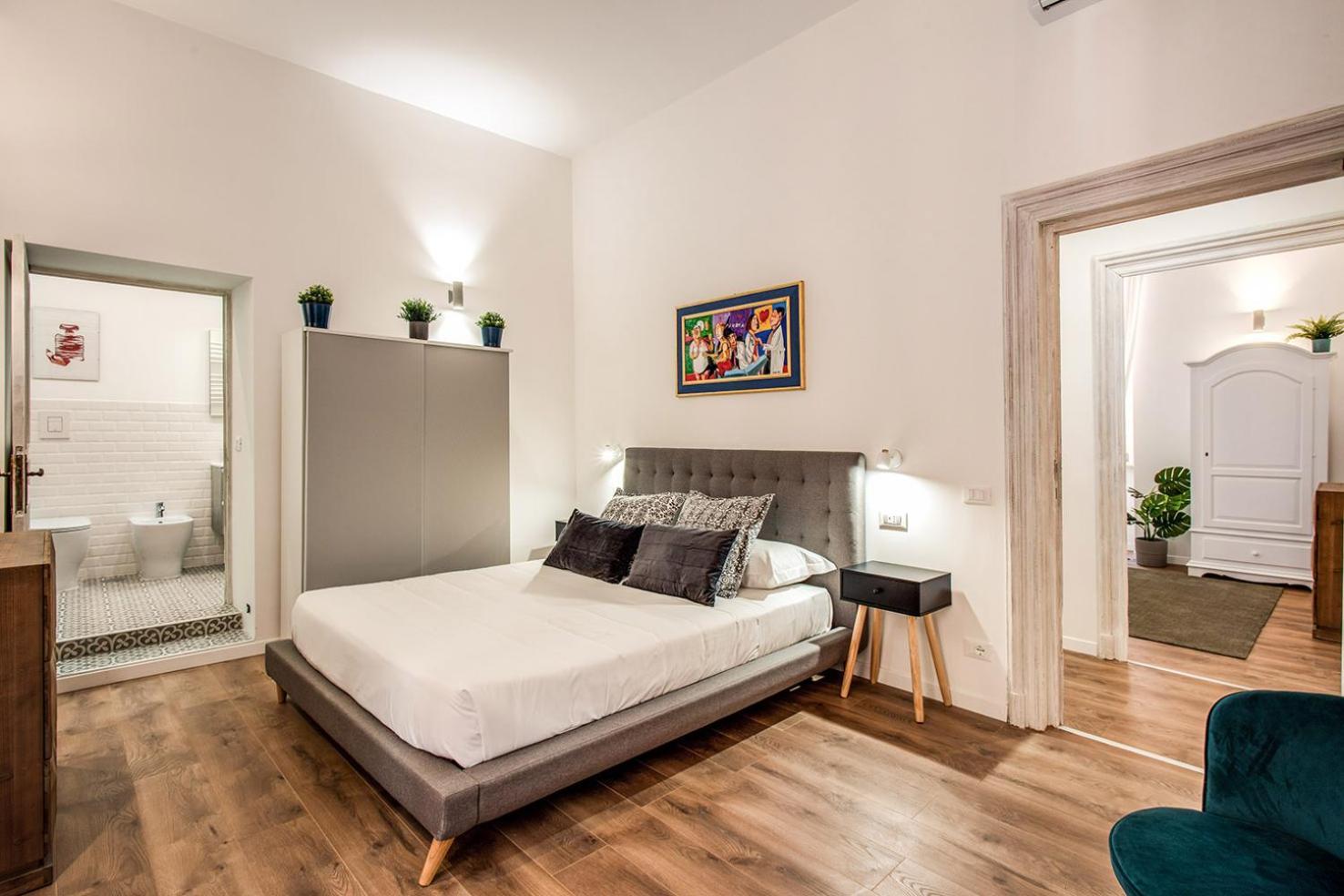 רומא Monti Quiet And Spacious Apartment מראה חיצוני תמונה